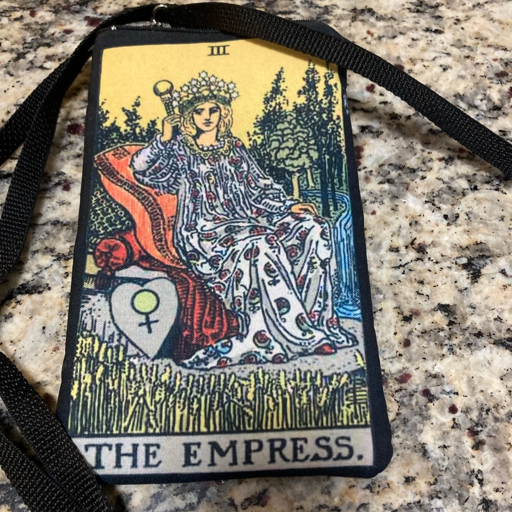 Cute bag to hold tarot cards or anything.